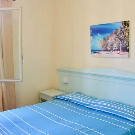 Apartment Nettuno By The Sea